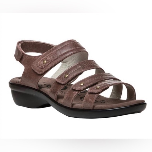 #S336 - NWOT Propet Brand AURORA Brown Strappy Leather Sandal Womens Size 7.5M - Picture 1 of 12